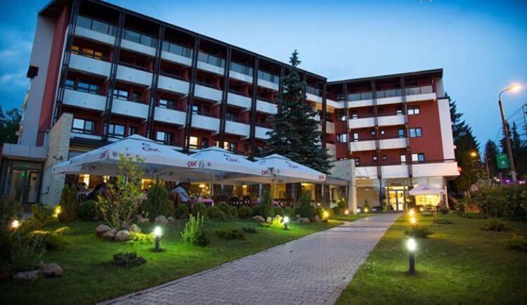 Hotel Carpati Predeal Eksteriør billede