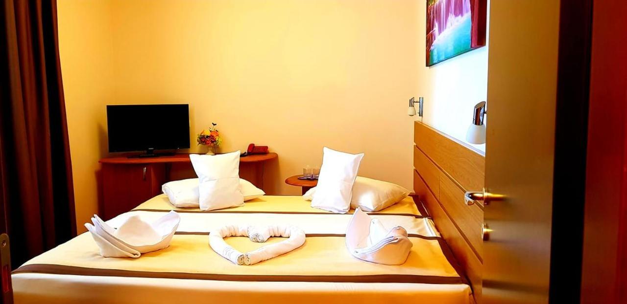 Hotel Carpati Predeal Eksteriør billede