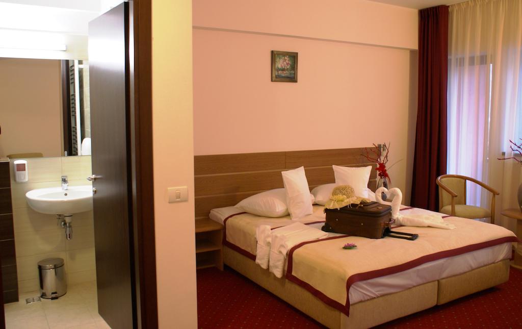 Hotel Carpati Predeal Eksteriør billede